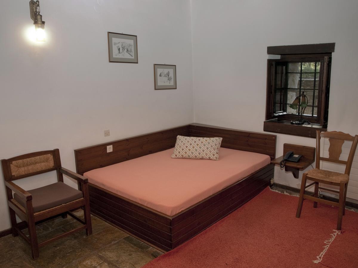 Mansion Karagiannopoulou Otel Vyzítsa Dış mekan fotoğraf