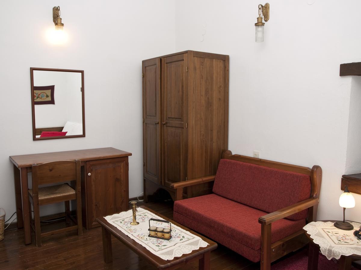 Mansion Karagiannopoulou Otel Vyzítsa Dış mekan fotoğraf