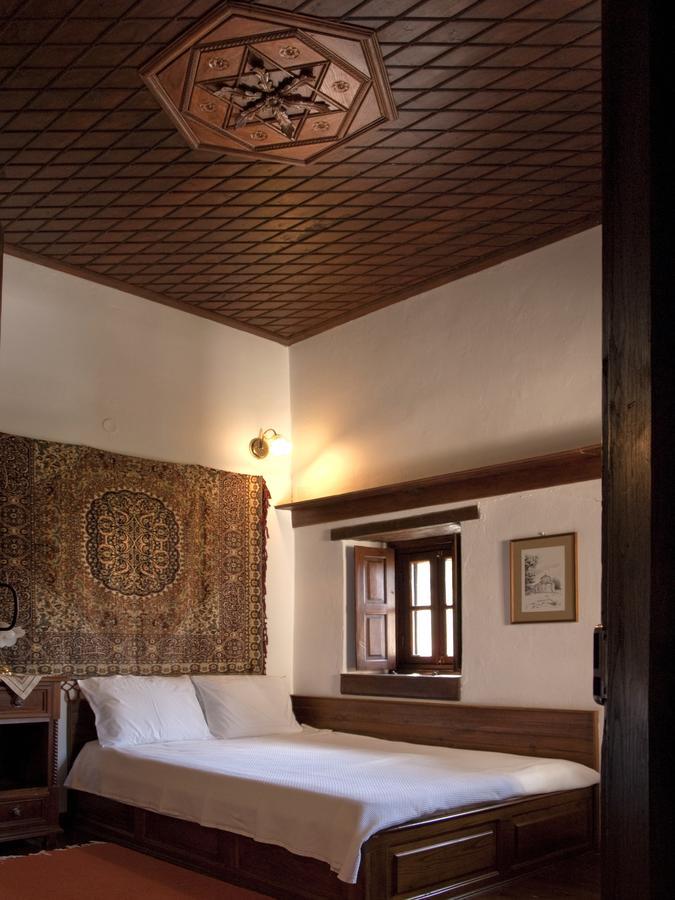 Mansion Karagiannopoulou Otel Vyzítsa Dış mekan fotoğraf